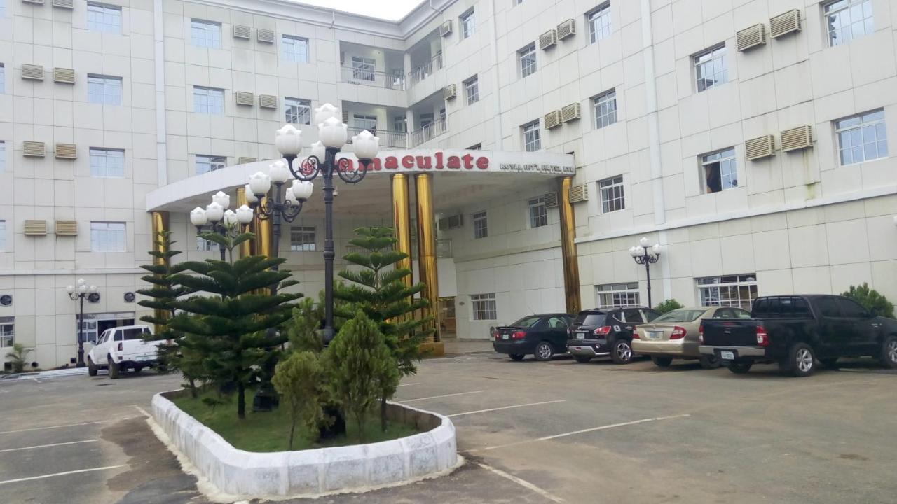 Immaculate Royal Int'L Hotel Owerri Dış mekan fotoğraf